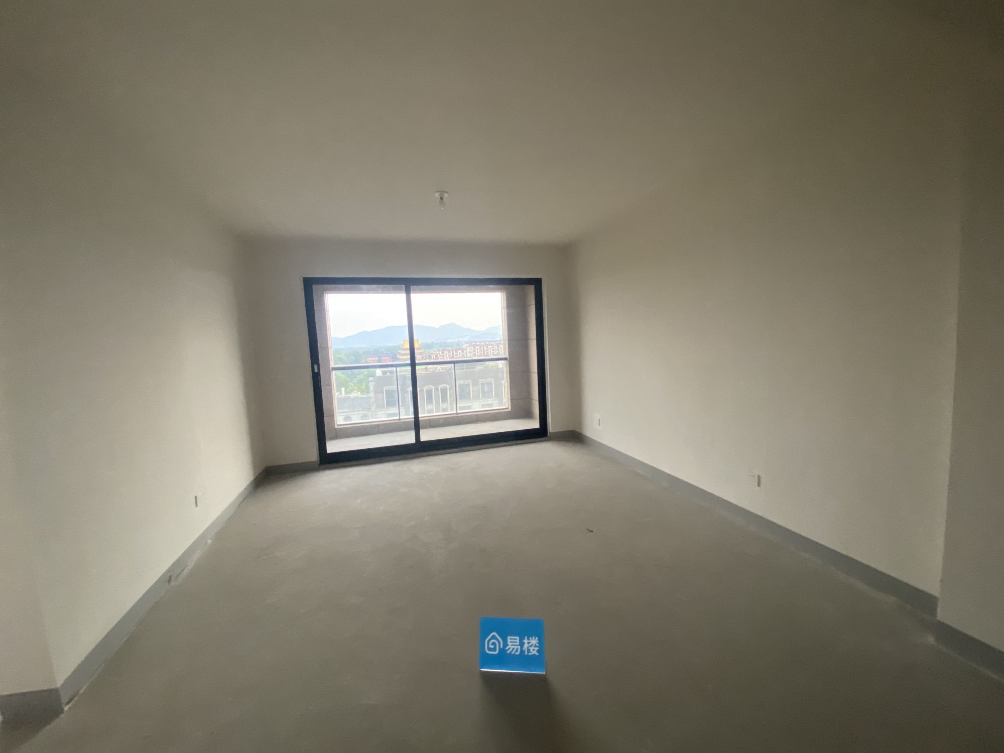 国恒西溪公馆 139.49平 4室 高楼层 590万