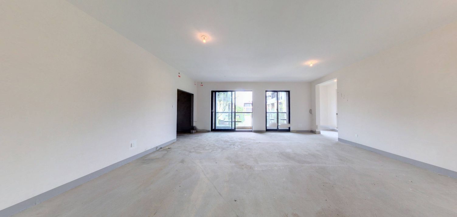 国恒西溪公馆 162.99平 4室 低楼层 645万